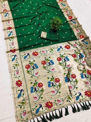Green Color zari weawing Work Silk Saree 3