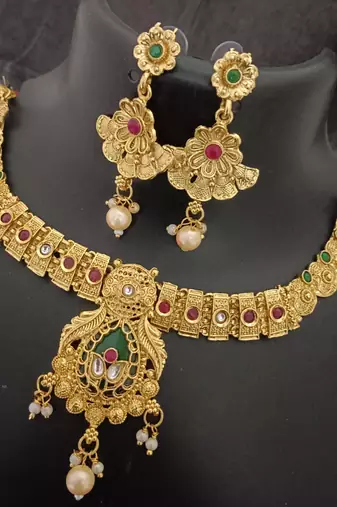 Pink green stones rajwadi heritage square drop jewellery set