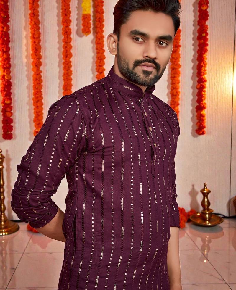 Purple embroidery men's cotton blend kurta 
