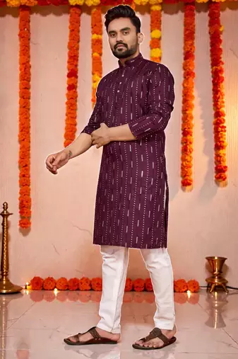 Purple embroidery men's cotton blend kurta 