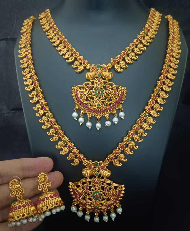 Matt finish pink green south indian bridal jewellery set