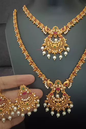 Matt finish pink green elegant south indian bridal jewellery set