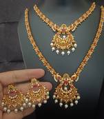Matt finish pink green elegant south indian bridal jewellery set
