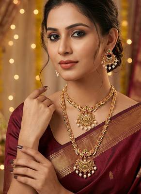 Matt finish pink green elegant south indian bridal jewellery set 2