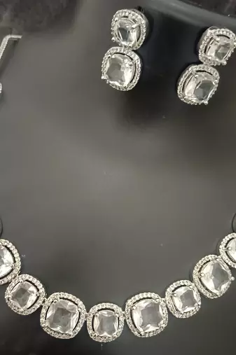 White cz square shape jewellery set