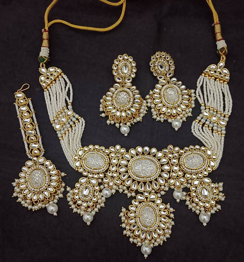 White moissanite double stones pearls bridal jewellery set