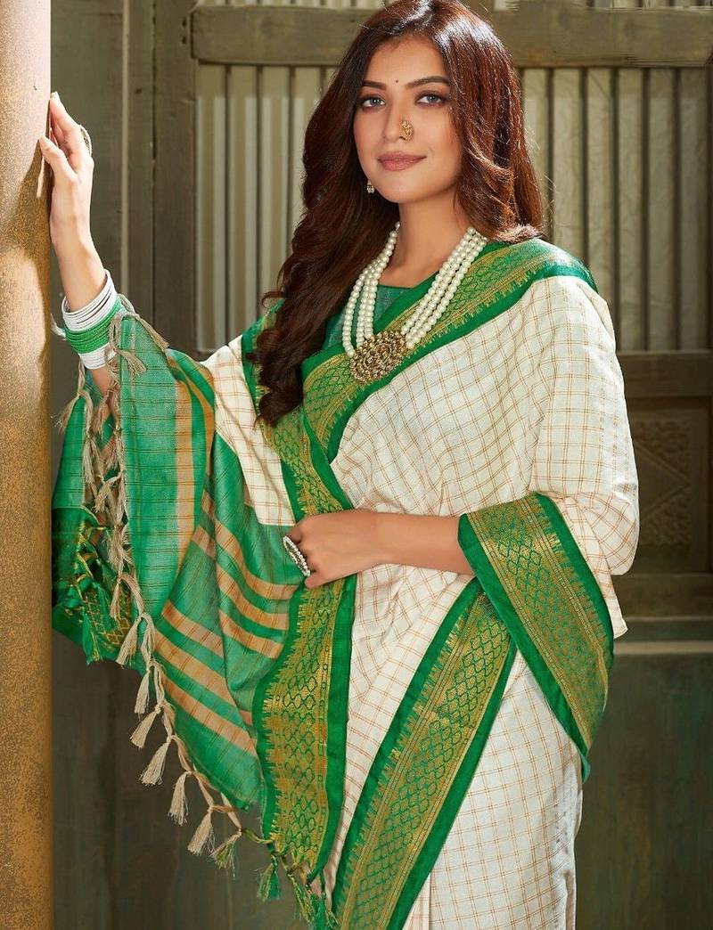 White green pure silk  zari work saree with blouse