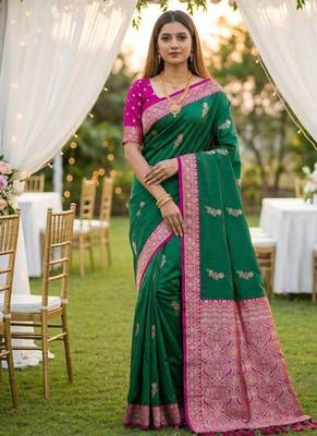 Emerald Color Zari Weaving Work Silk Saree 2