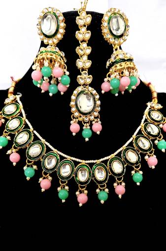 Kundan necklace set