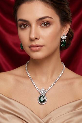 Western party wear silver plated chain pendant set