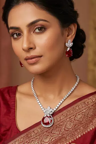 Western party wear silver plated chain pendant set