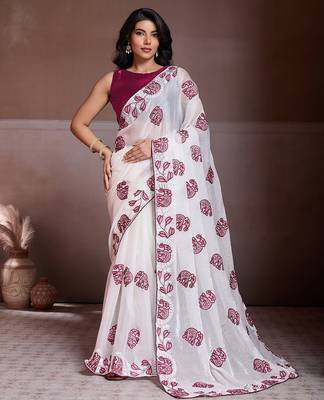 Womens fancy trending party wear fendy chiffon saree 1