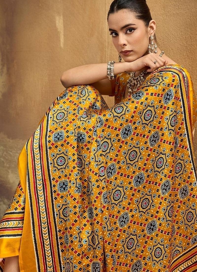 Elegant modal satin print saree with blouse 
