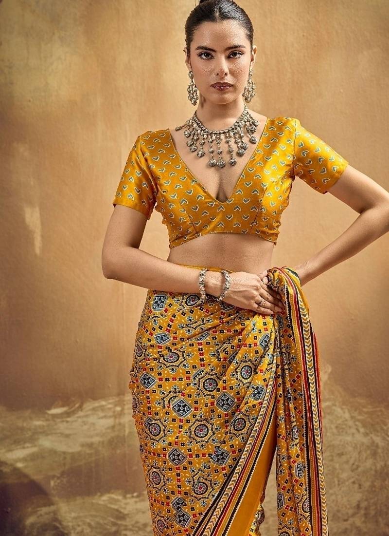 Elegant modal satin print saree with blouse 