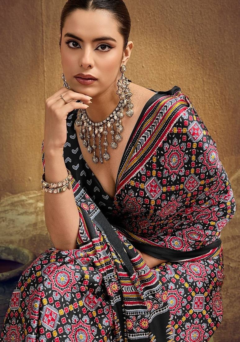 Elegant modal satin print saree with blouse 