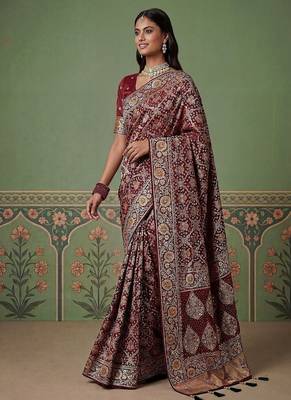 Maroon Color Gold Zari Weaving Pashmina Silk Saree 3