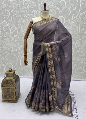 Lavender Color Sober Pattern With Print Work Silk Blend Saree 5