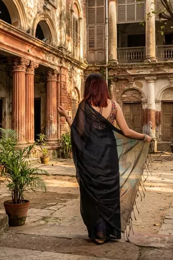  raabta black handloom tissue saree