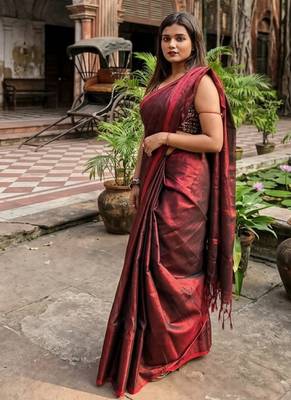  wine drizzlewine red handloom tissue saree 2