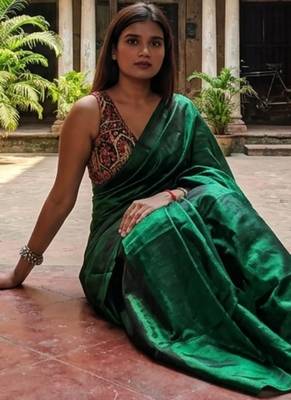  hara noor bottle green handloom tissue saree 4