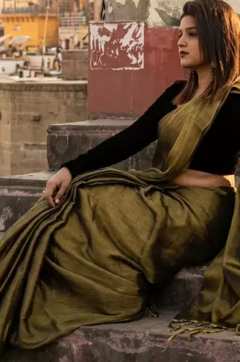  swarnika gold handloom tissue saree