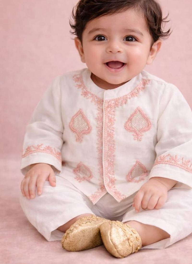 Cream white embroidered pure chanderi kurta set