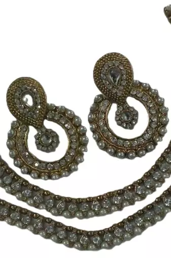 Designer Kundan Earings with Traditional Anklets