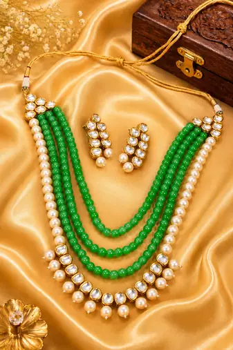Wedding Wear Pearl Beaded Kundan Necklace Set