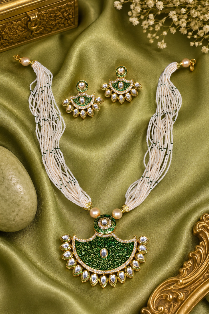 Gold plated kundan beaded meenakari necklace