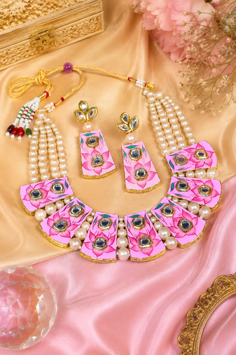 Gold plated pink meenakari kundan necklace