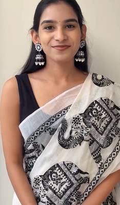 white printed soft cotton  saree with blouse 3
