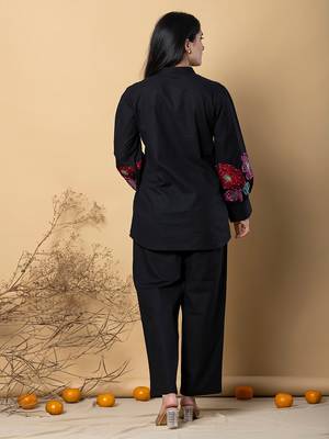Women's cotton black embellished co-ord-set 5