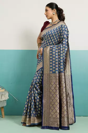 Grey banarasi silk blend zari woven saree with unstitched blouse piece