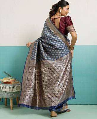 Grey banarasi silk blend zari woven saree with unstitched blouse piece 3