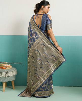 Grey banarasi silk blend zari woven saree with unstitched blouse piece 3