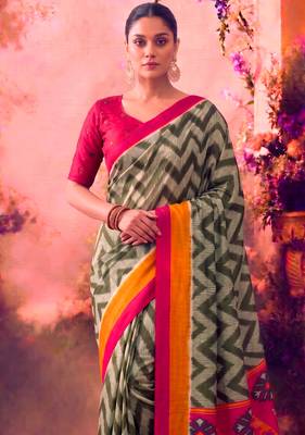 Tasar silk printed saree with contrast geometric border and designer pallu 2