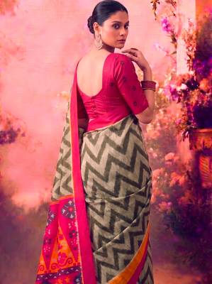 Tasar silk printed saree with contrast geometric border and designer pallu 3
