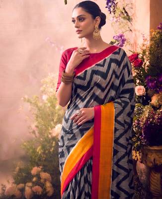 Tasar silk printed saree with contrast geometric border and designer pallu 2