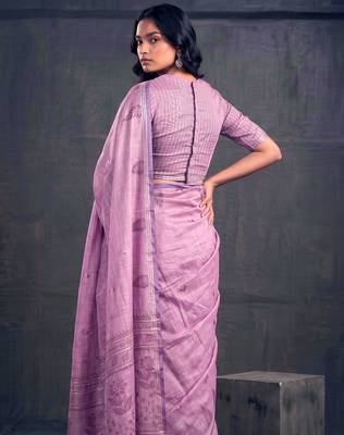 Cotton silk woven saree with traditional zari weaving border 3