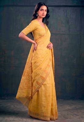 Cotton silk woven saree with traditional zari weaving border 4