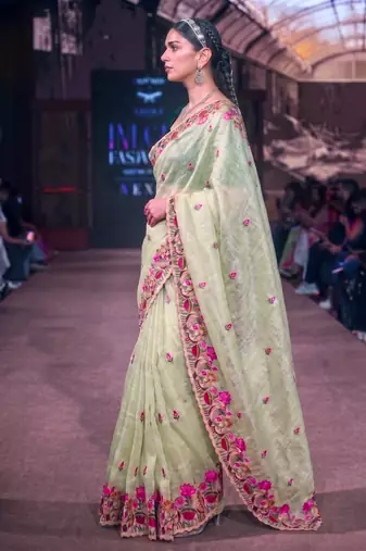 Women's kota tissue saree elegant threadwork & zari border detail