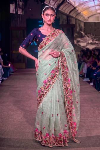 Women's kota tissue saree elegant threadwork & zari border detail