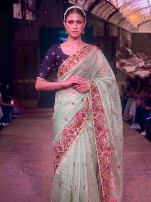Women's kota tissue saree elegant threadwork & zari border detail 2