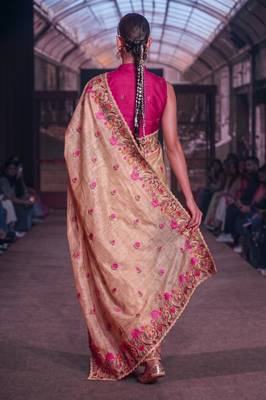 Women's kota tissue saree elegant threadwork & zari border detail 3