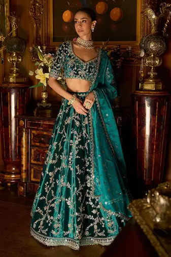 TURQUOISE SEQUINS & ZARI EMBROIDERED VELVET DESIGNER WEDDING PARTY WEAR FESTIVAL SEMI STITCHED LEHENGA CHOLI FOR WOMEN'S