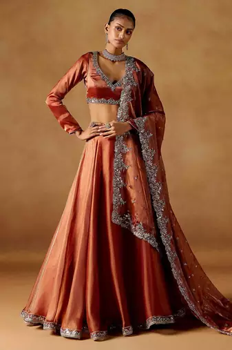 RUST SEQUINS ZARI EMBROIDERED JIMMY CHOO DESIGNER WEDDING & PARTY WEAR FESTIVAL SEMI STITCHED LEHENGA CHOLI FOR WOMEN'S