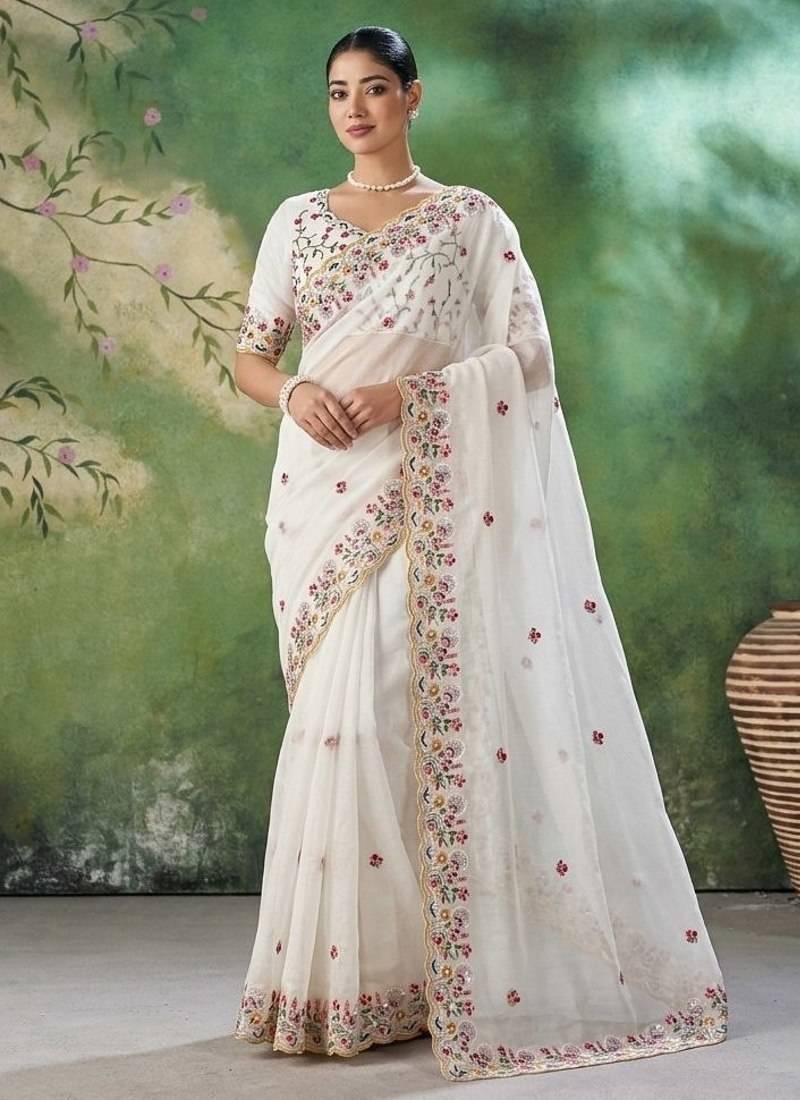 Womens new trendy party wear soft crush silk saree
