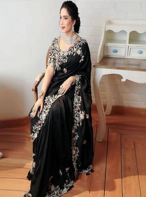 Womens party wear soft georgette saree 5