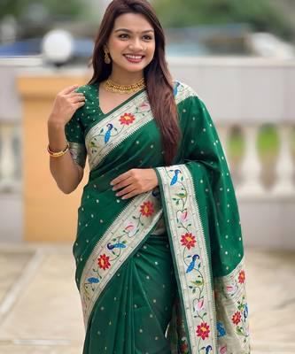 green art silk woven saree with blouse 5