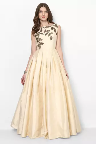Ivory silk sleevless embroidered gown